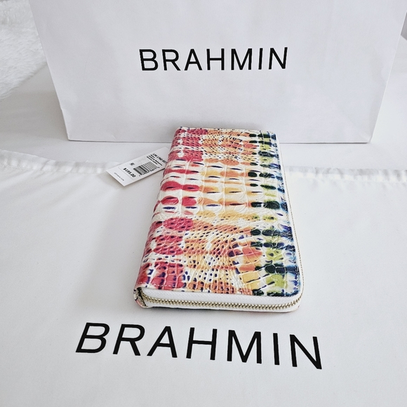 NWT BRAHMIN CELEBRATE MELBOURNE SKYLER CLUTCH ☆HARD TO FIND☆ - Picture 5 of 16